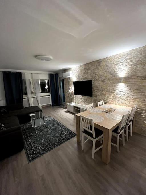 Familienwohnung Naehe Europapark, Messe, Gifiz See Offenburg Bagian luar foto